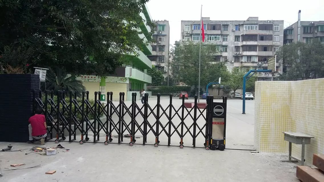 哈尔滨香坊区哈尔滨香坊区深圳市伸缩门